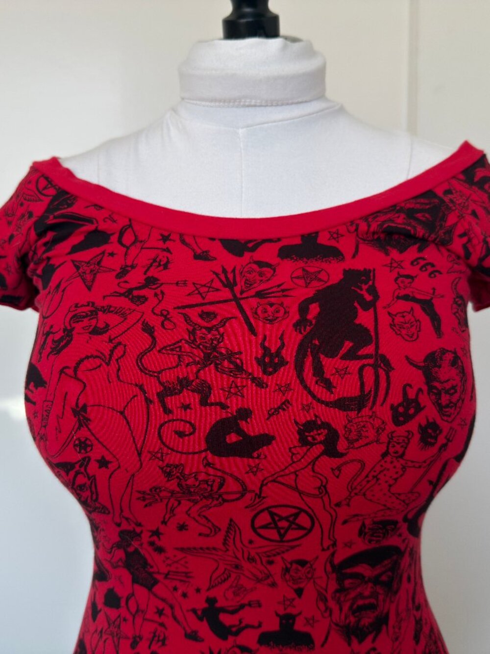 Kreepsville 666 Red occult print shoulder top - Picture 4 of 5